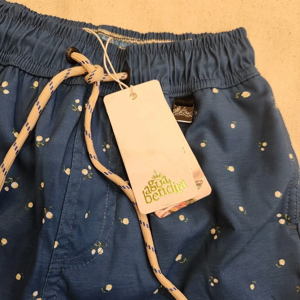New Agua Bendita Nick Dreamin Boys Swim Trunks Blue Floral 6 Swim Shorts $85